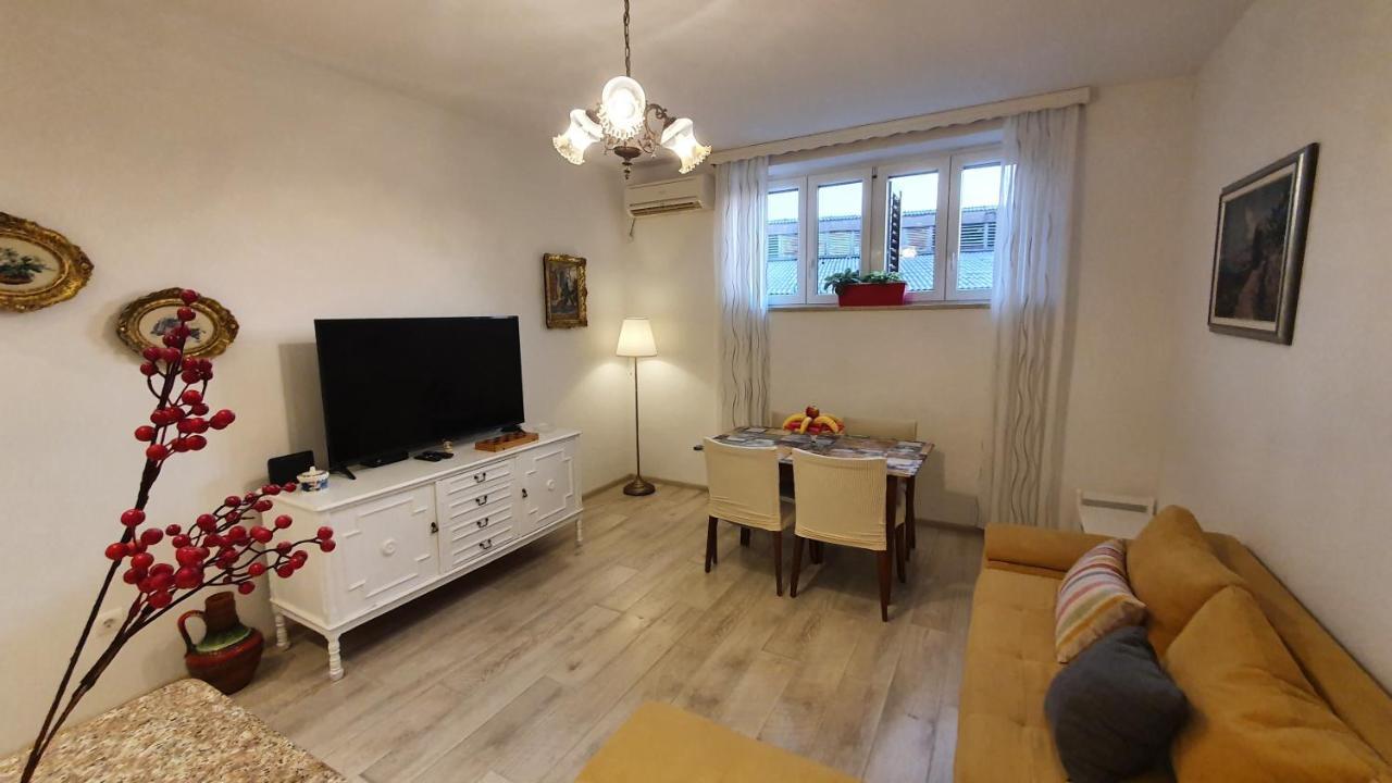 Apartment Factory Дубровник Екстериор снимка